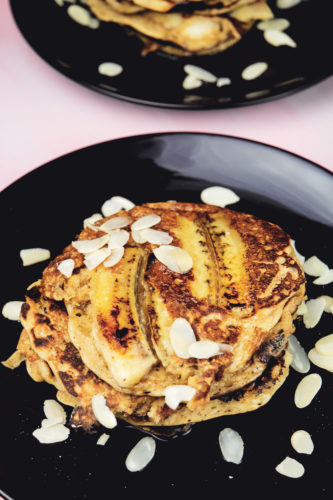 Banana-Bread-Pancakes-2