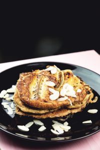 Banana-Bread-Pancakes-5