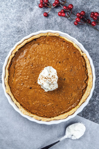 Pumpkin-Pie-mit-Sahne