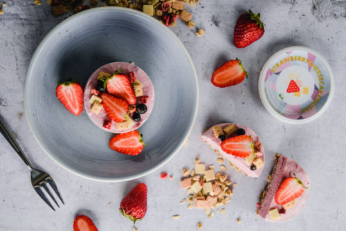 roh-veganer-erdbeer-cheesecake