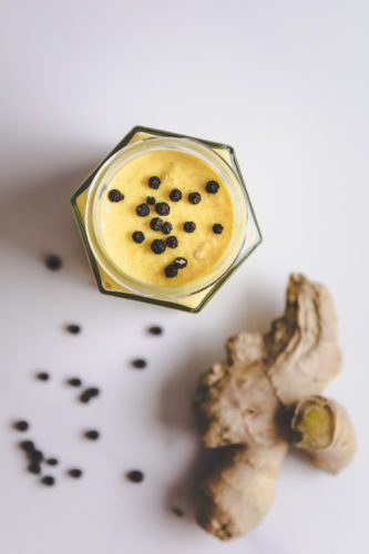 vegane-mango-ingwer-grillsauce-im-glas