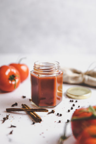 veganes ketchup im glas